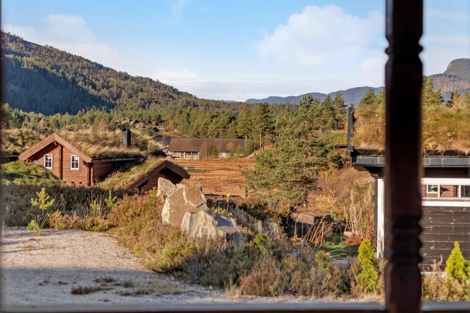Fra terrassen har man god oversikt til kafèen og barneområdet. Gangavstand til heisen for både store og små. Galleribilde