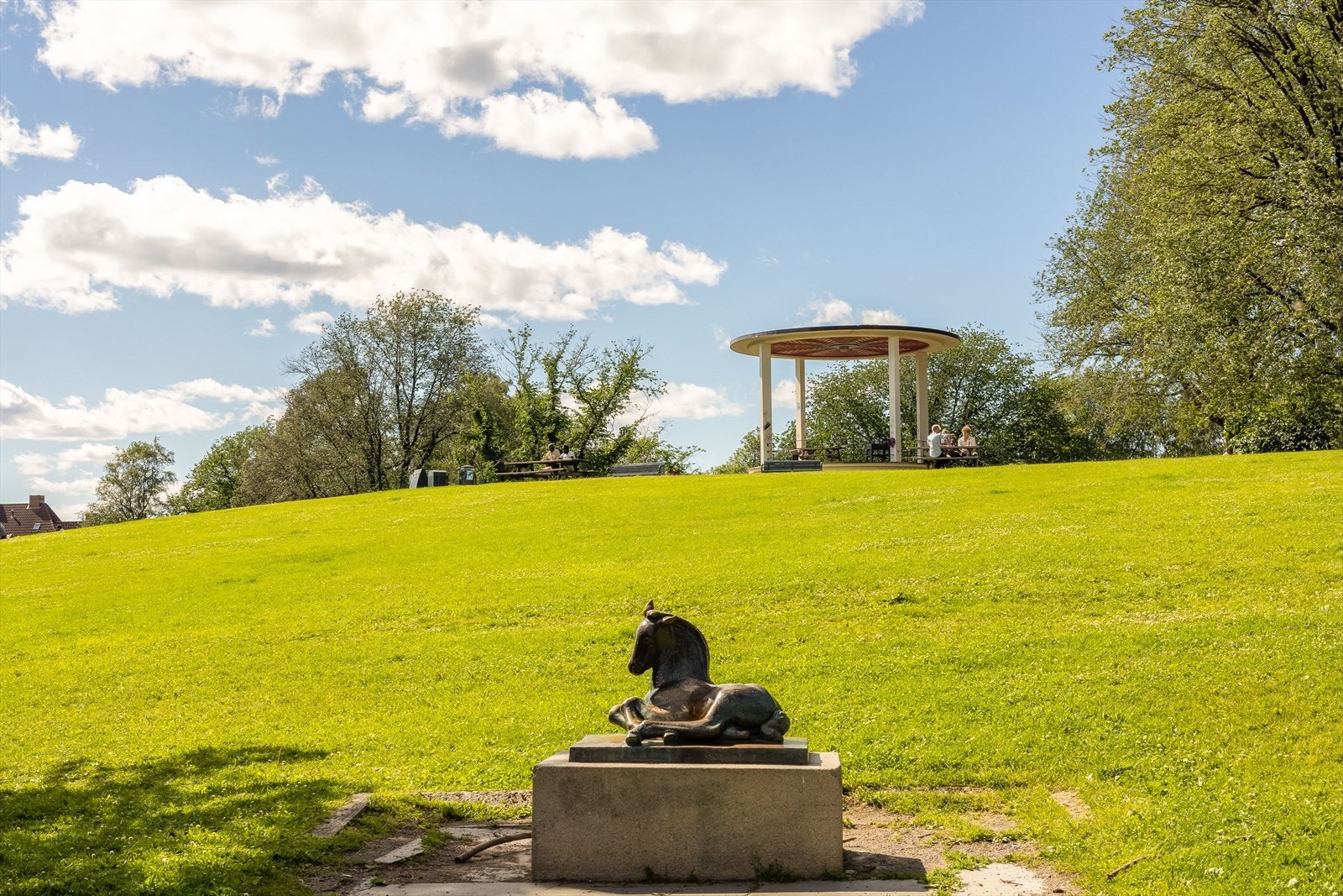 I nærheten har du populære Torshovparken og Torshovdalen, begge med sitt egne flotte preg. Galleribilde
