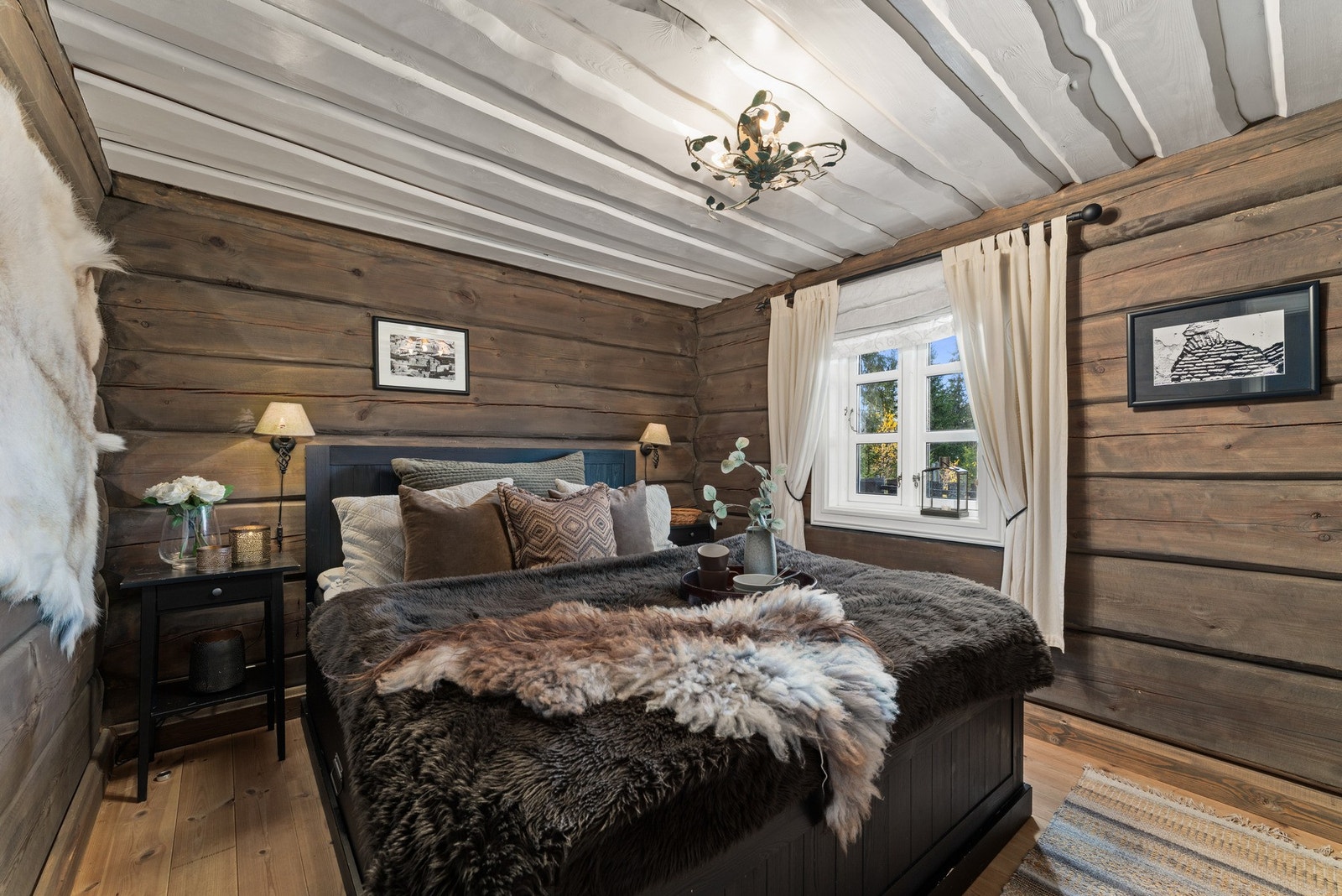 Hovedplanet har tre flotte soverom. Galleribilde