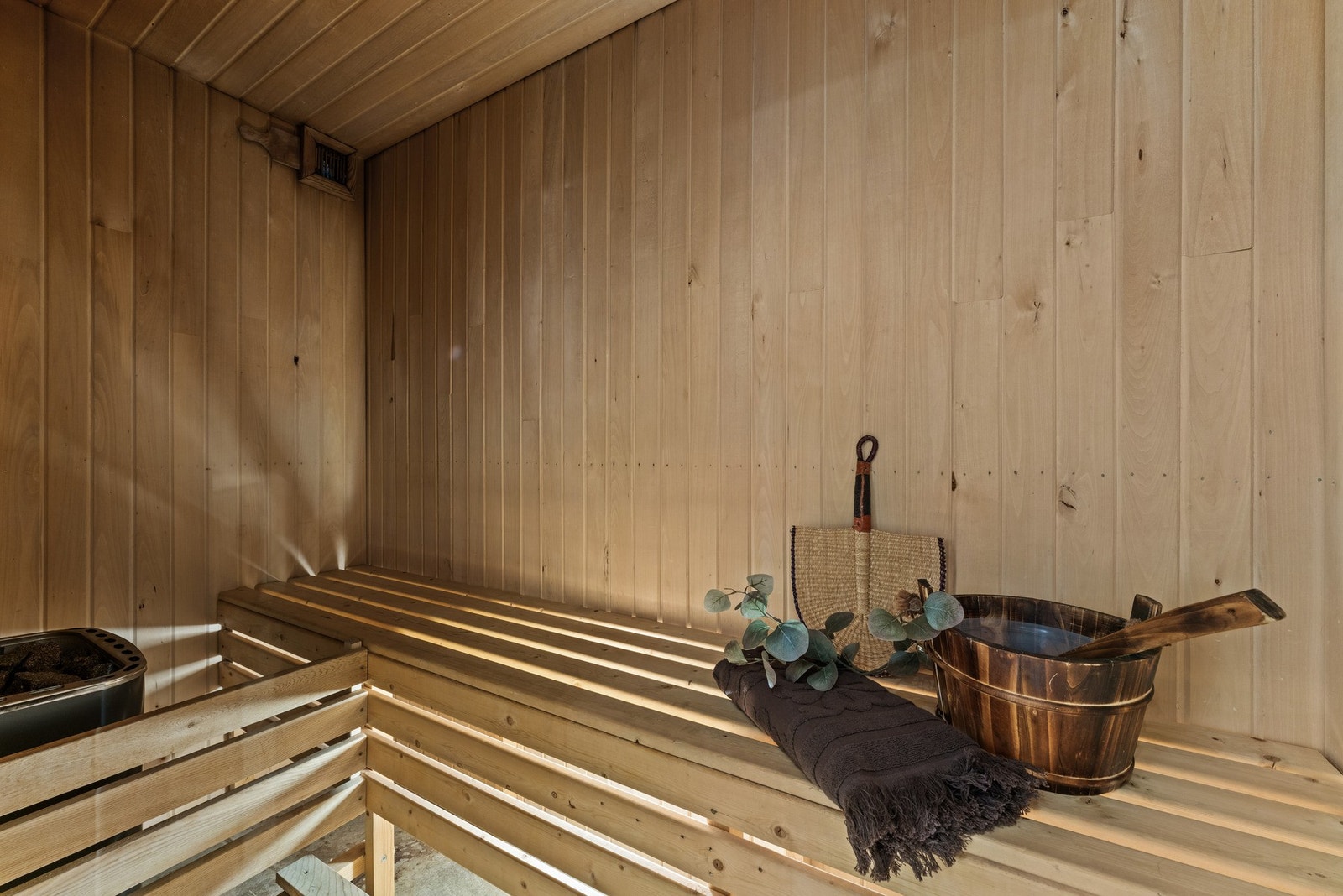 Hytta har badstue - perfekt etter en dag ute. Galleribilde