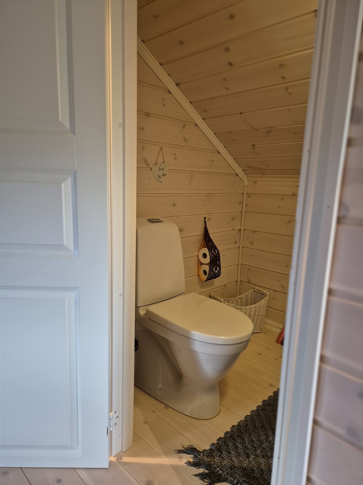 Praktisk toalettrom. Galleribilde