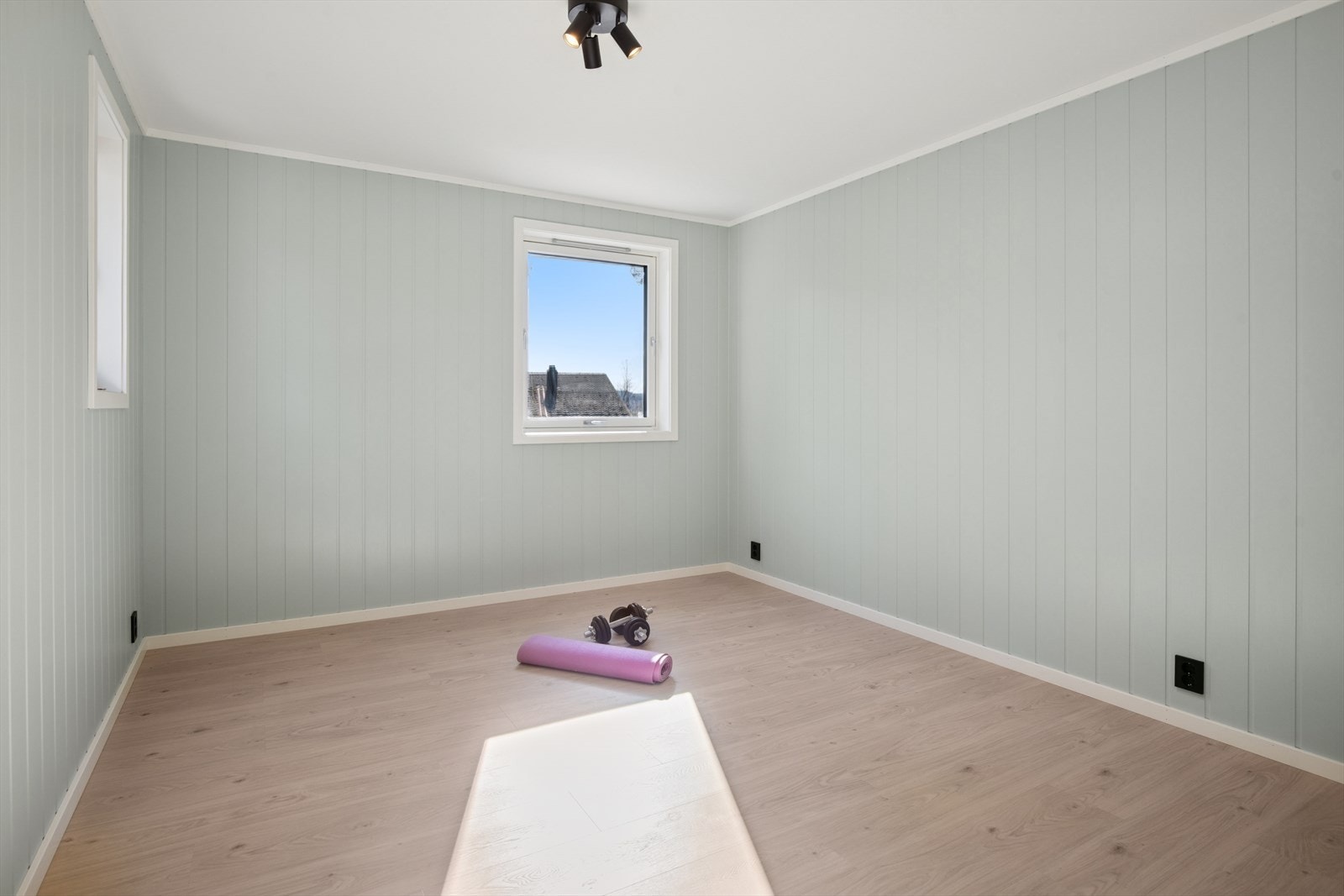Soverom med god størrelse i tilbygget del fra 2025, eller trimrom om du ønsker. Galleribilde
