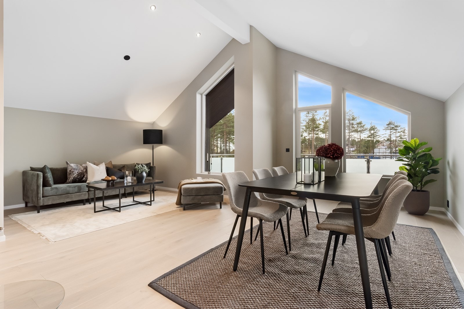 Velkommen til nyoppførte Hjortetråkket 10! Galleribilde