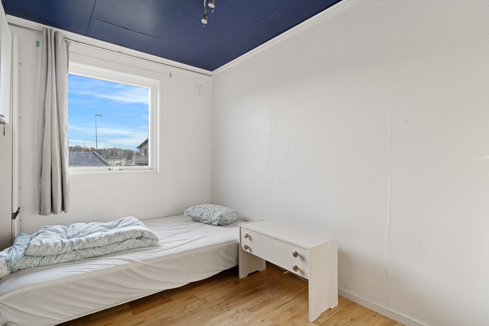 Alle rom oppleves lyst og behagelig, og gir gode forutsetninger for en avslappende atmosfære. Galleribilde