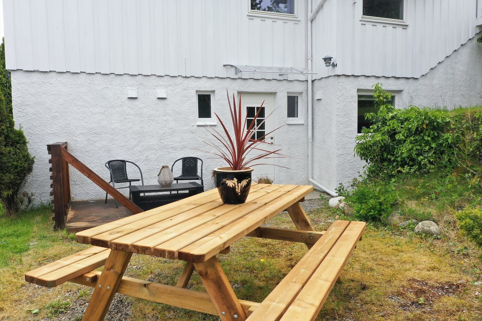 Inngangsparti og uteområde for leilighet Galleribilde