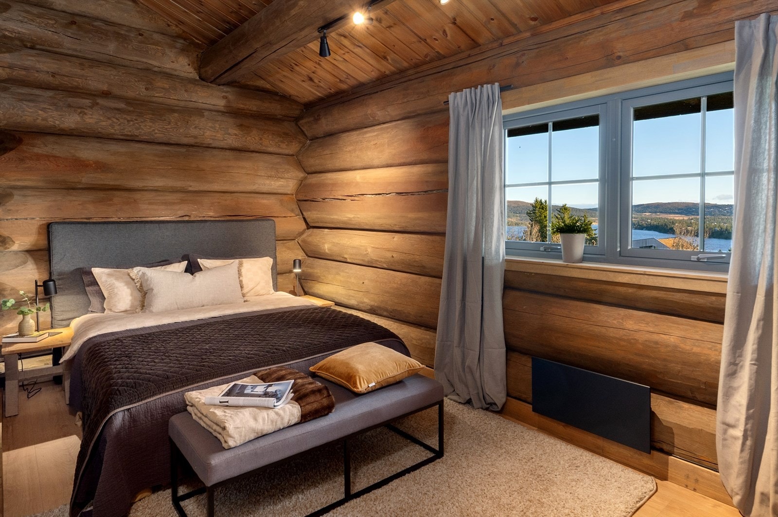 Soverom i 2.etasjen Galleribilde