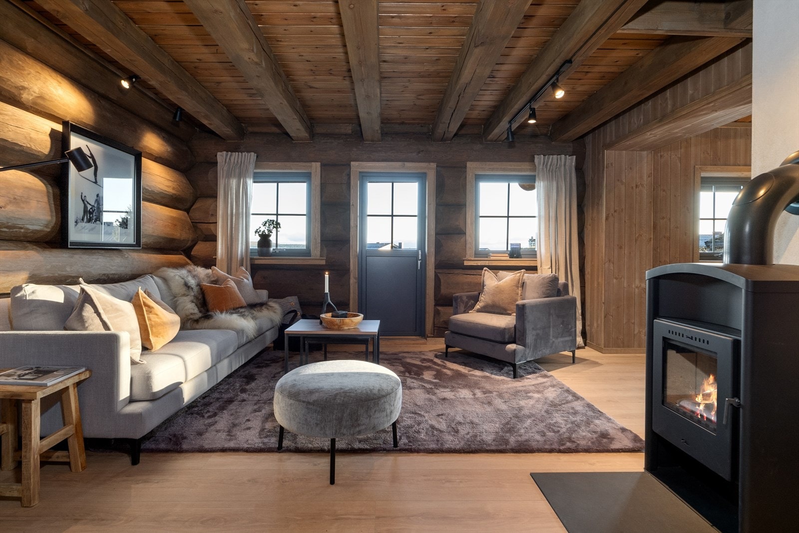 Fra stuen er det utgang til terrassen Galleribilde