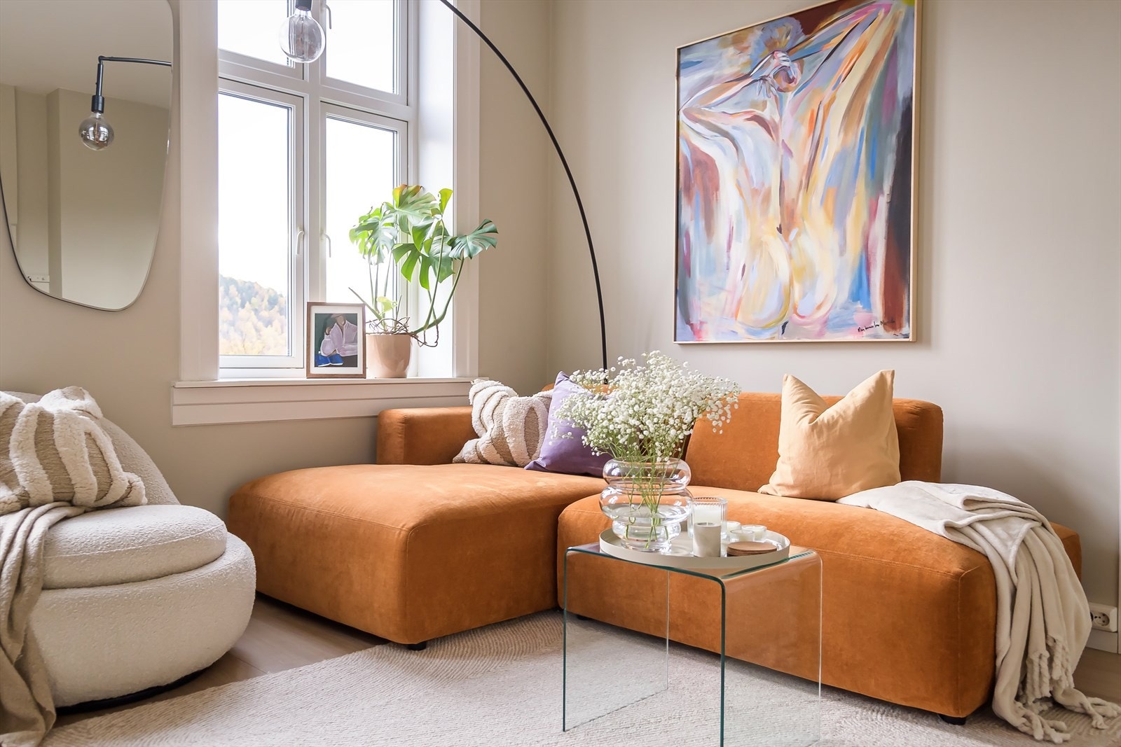 Leiligheten er malt i behagelige toner. Galleribilde