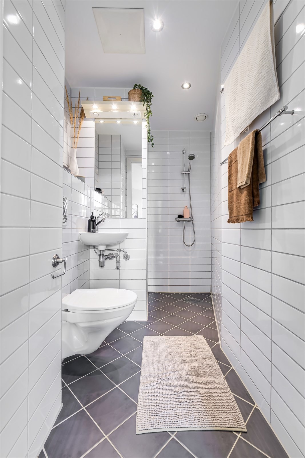 Tidløst flislagt bad fra 2006. Galleribilde