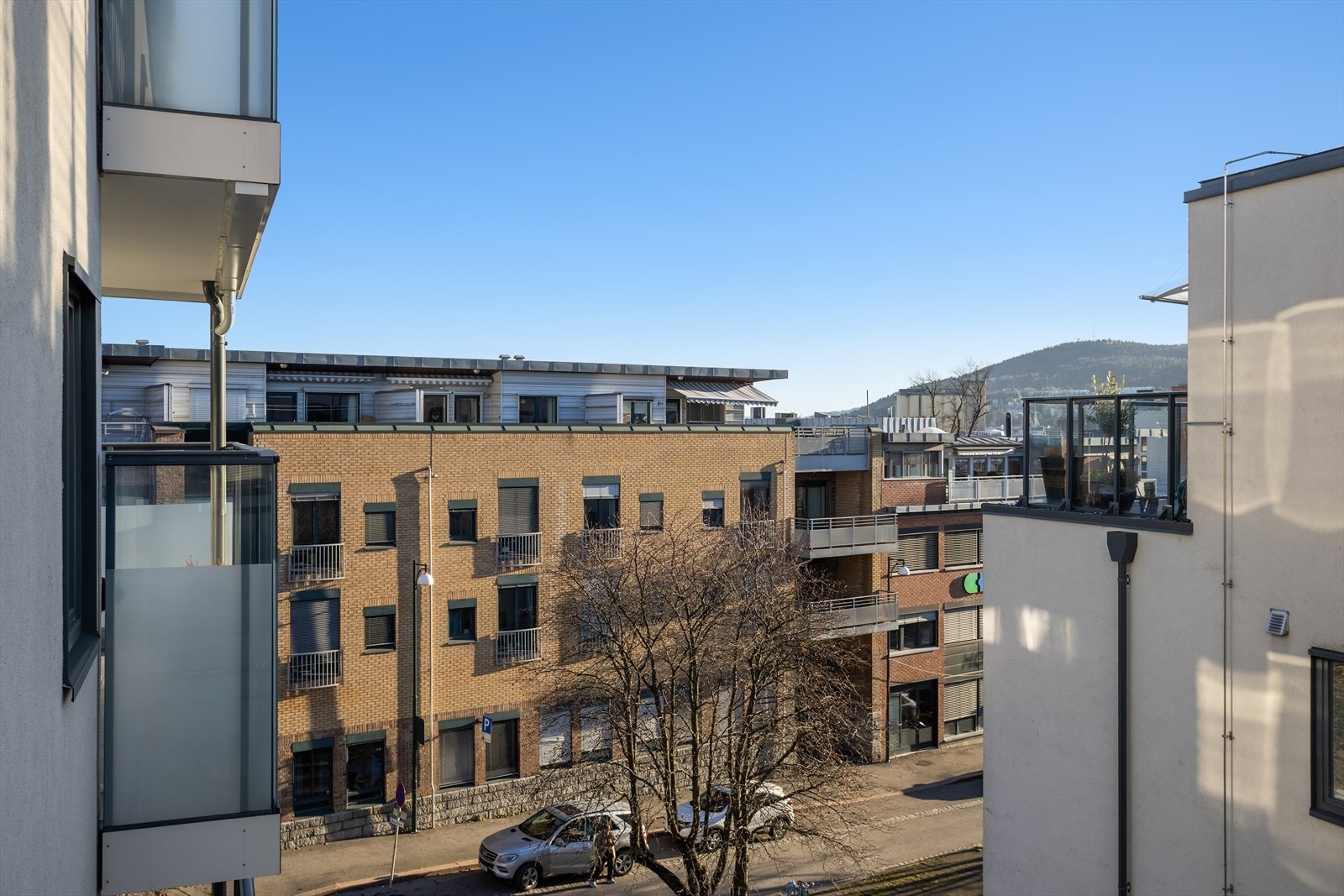 Utsikt fra balkongen i motsatt retning. Galleribilde