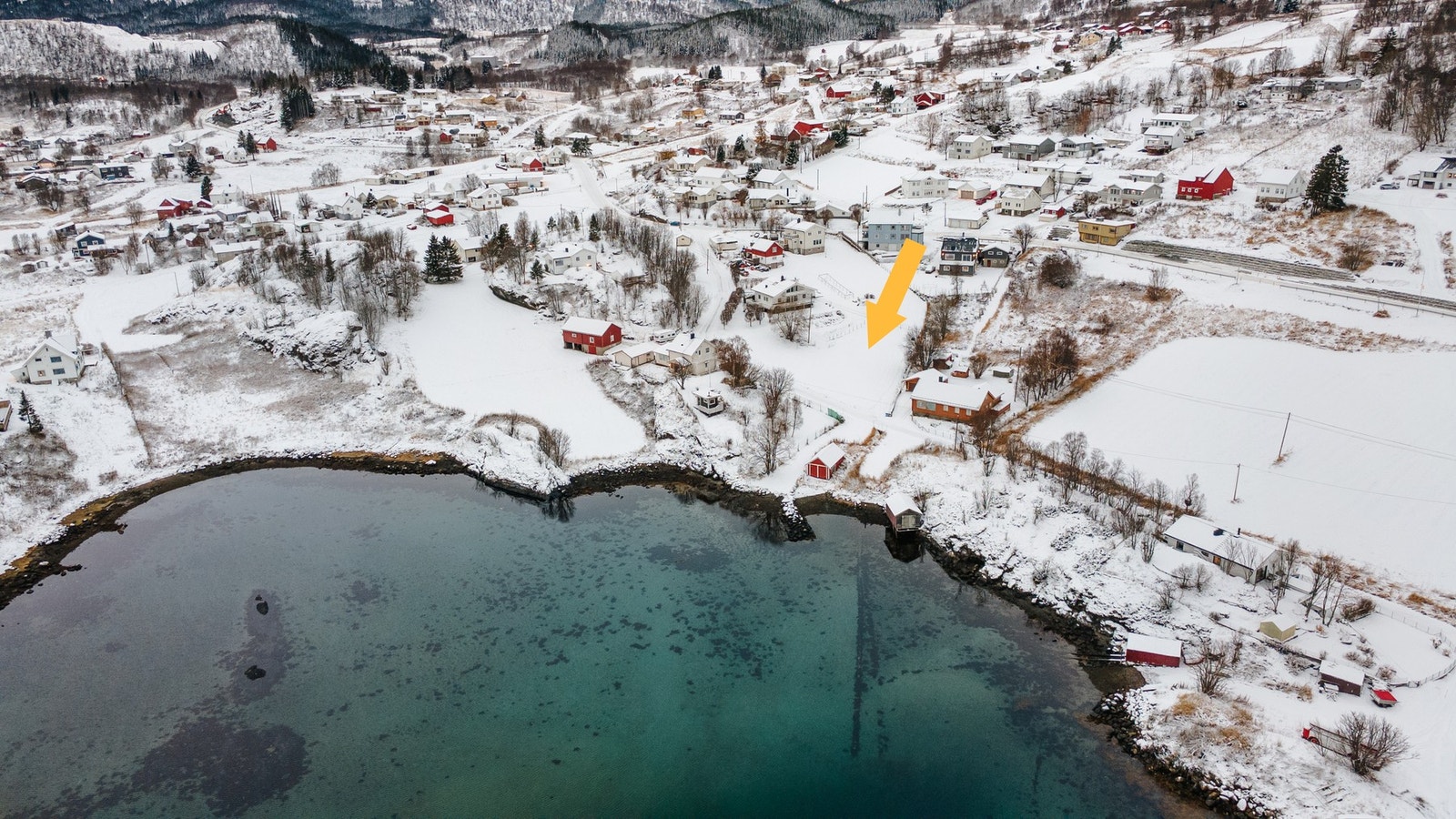 EIE eiendomsmegling v/Runar Bjørkelund har gleden av å presentere denne fine tomta i Sjyveien i Kilbotn Foto: Paparazzi v Camilla Norvoll Galleribilde