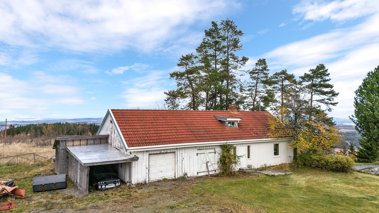 Fasade godkjent utleiebolig med garasje, Galleribilde