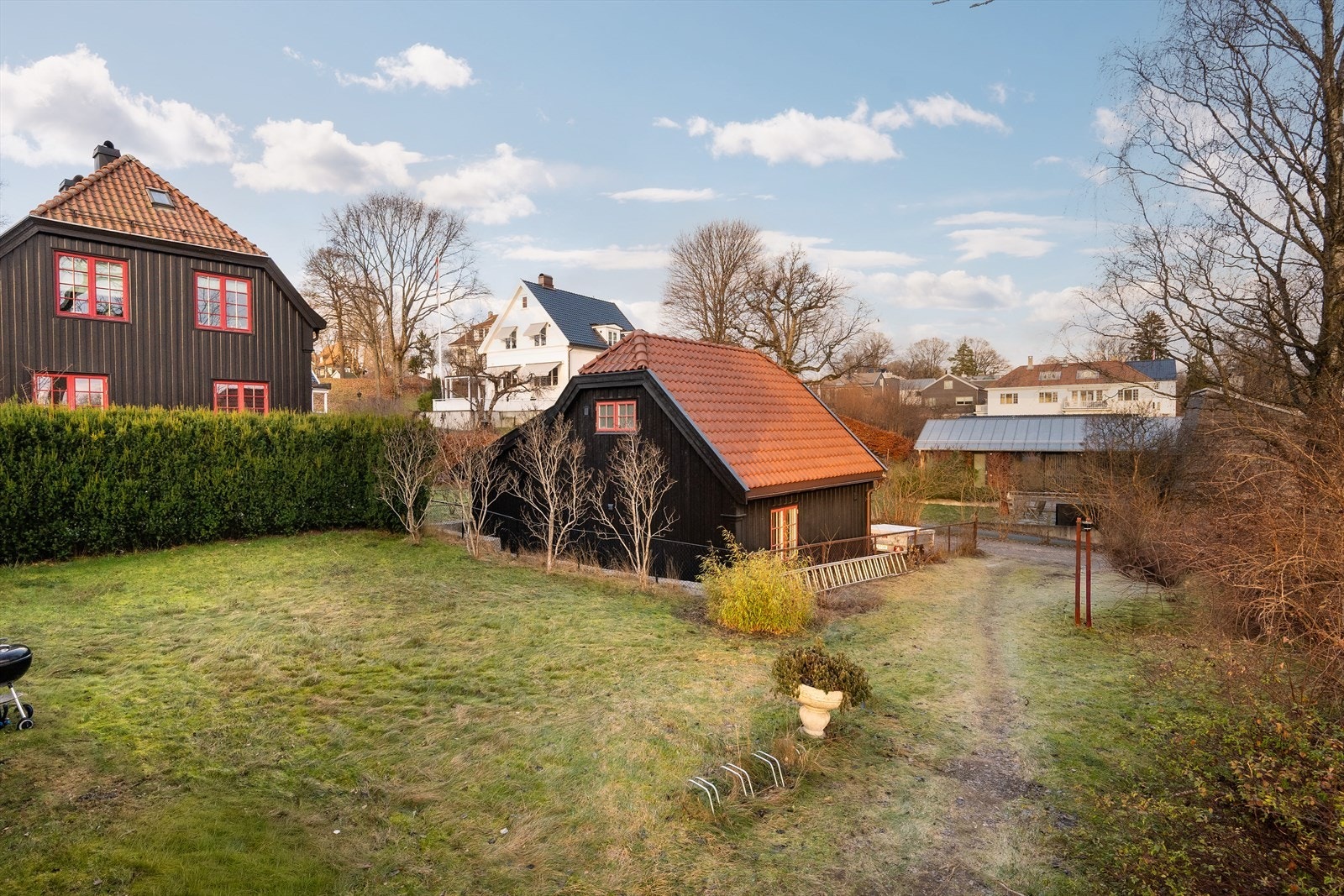 Meget spennende del av vertikaldelt tomannsbolig Galleribilde
