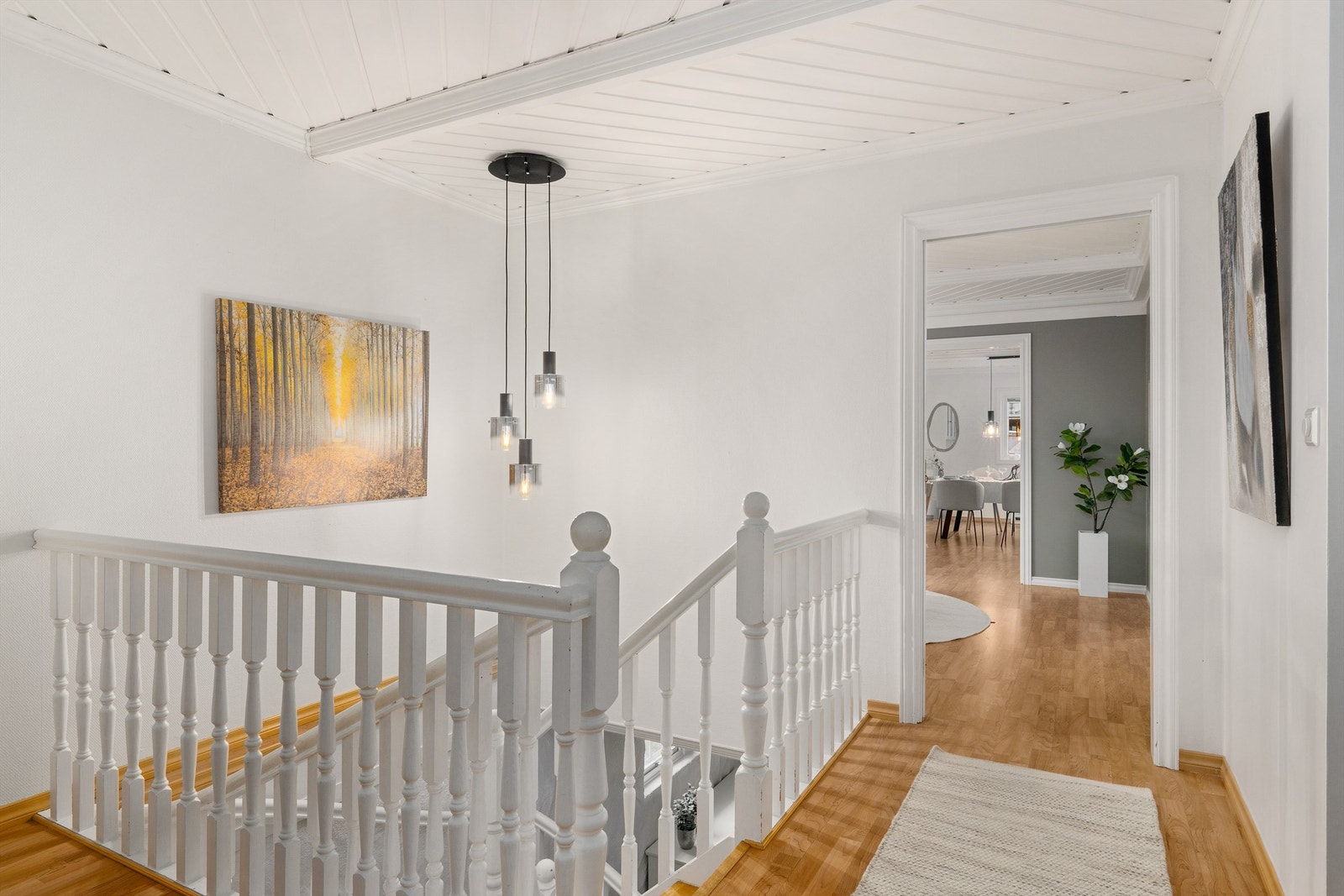 Velkommen ned i 1.etasje Galleribilde