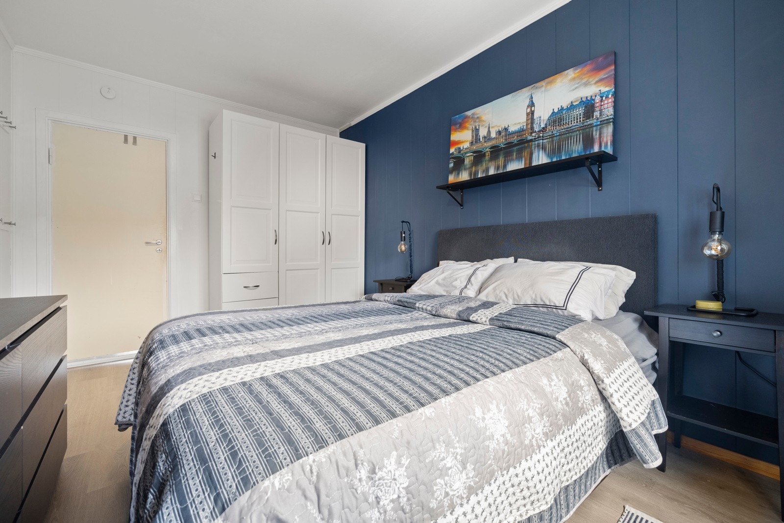 Soverom. Galleribilde