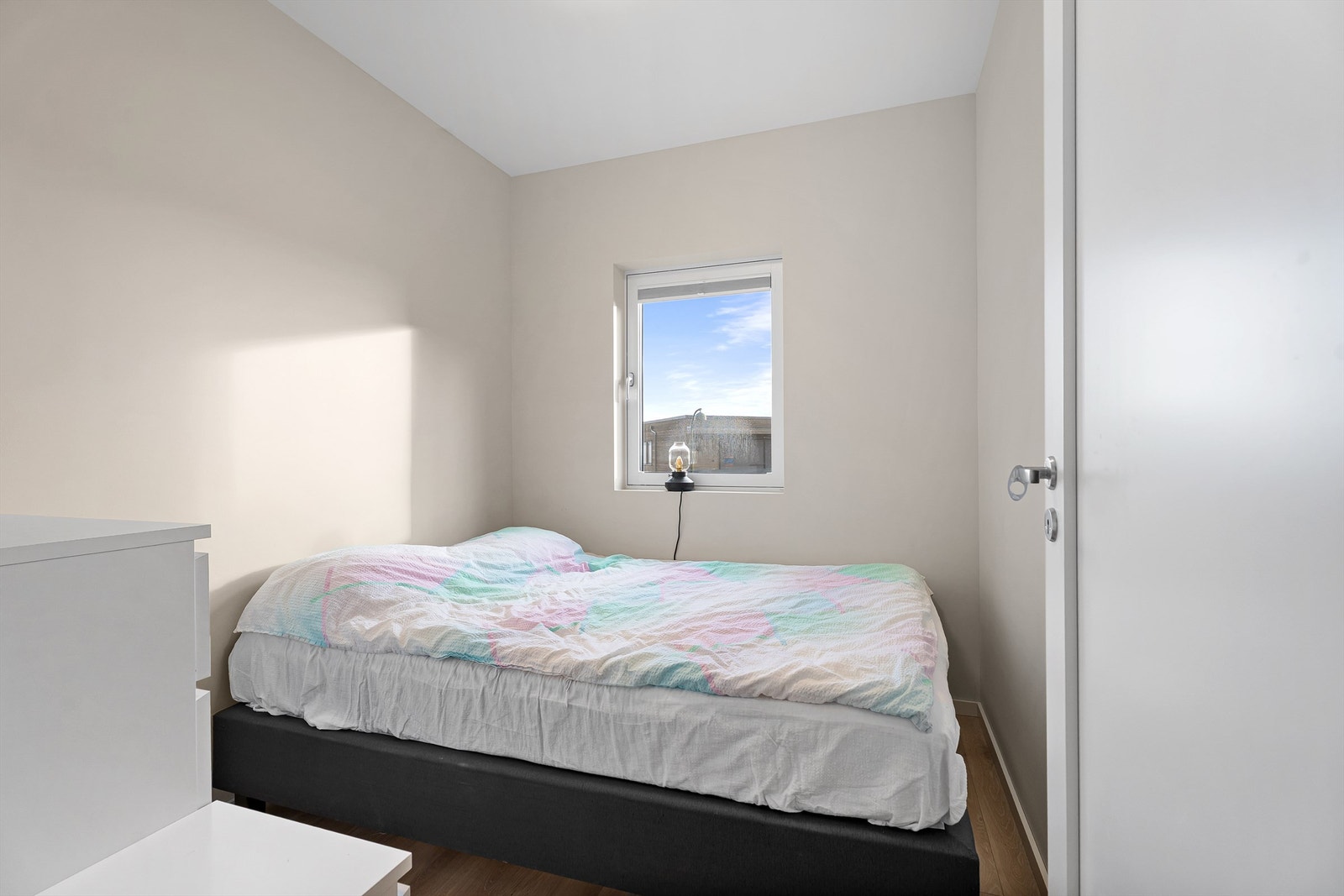 Soverom (nr. 4 totalt). Galleribilde