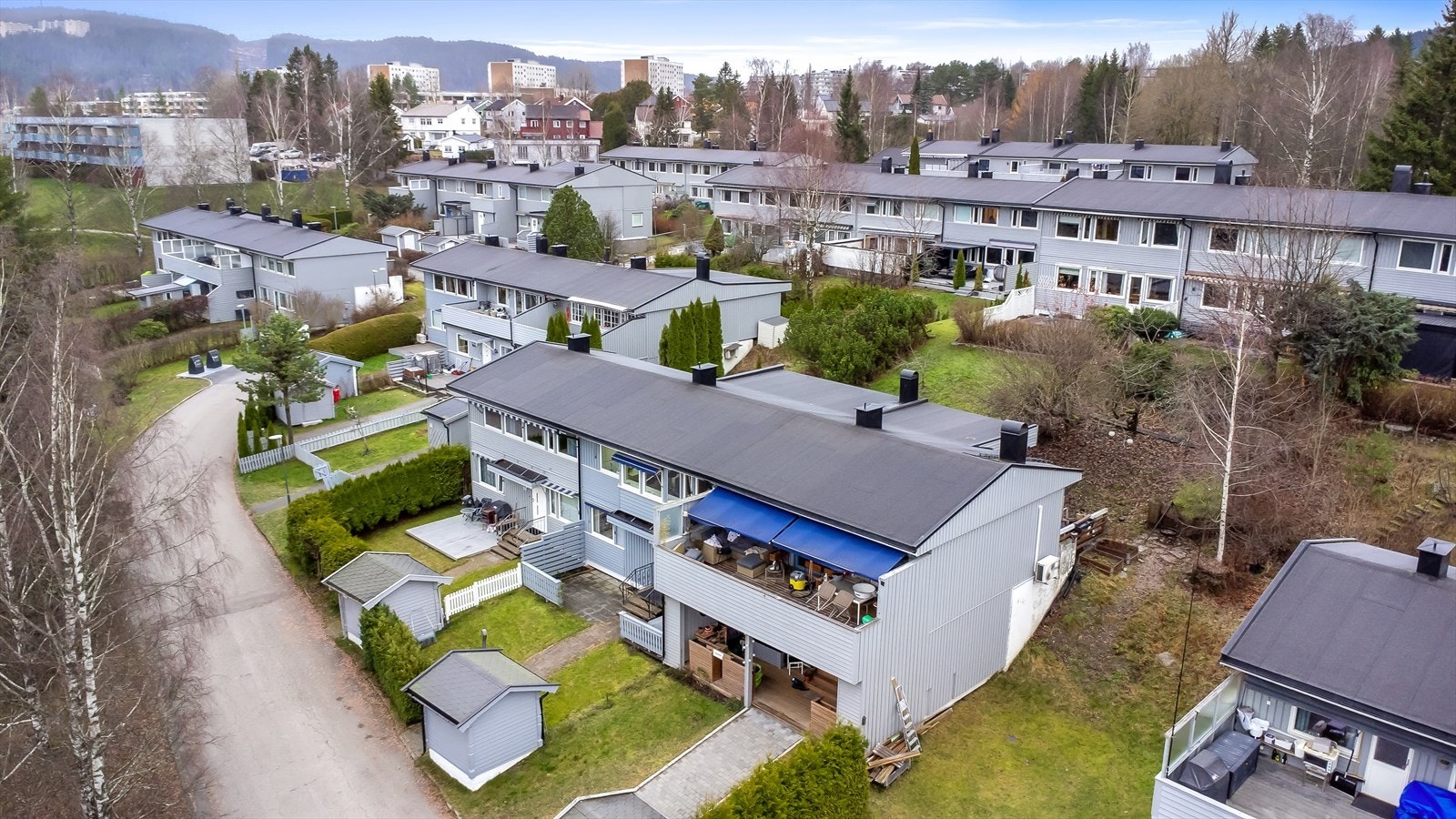 Her bor man tilbaketrukket og rolig, samtidig som alt man trenger i hverdagen er innen kort rekkevidde Galleribilde