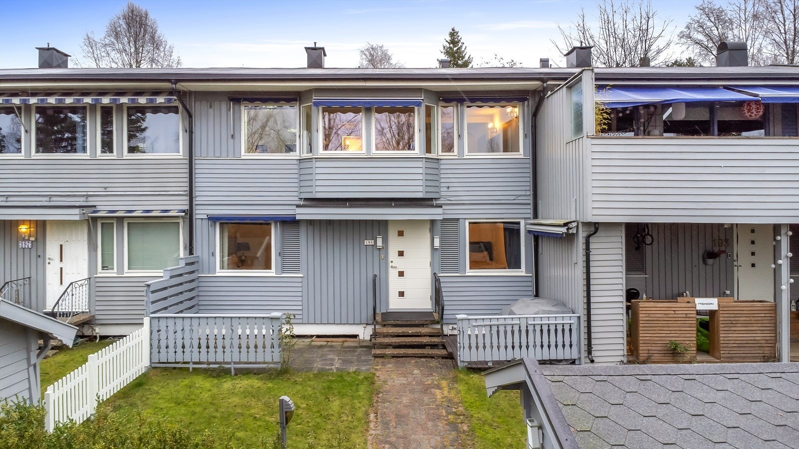 Andelsbolig i rekke, med familievennlig løsning over to plan Galleribilde