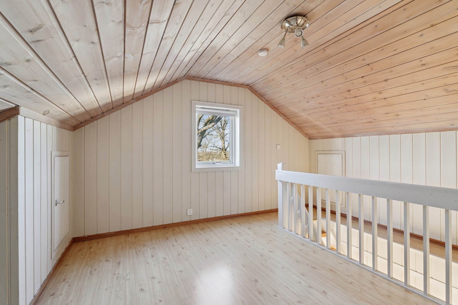 Brukes som loftsstue( tidligere loftsbod) Galleribilde