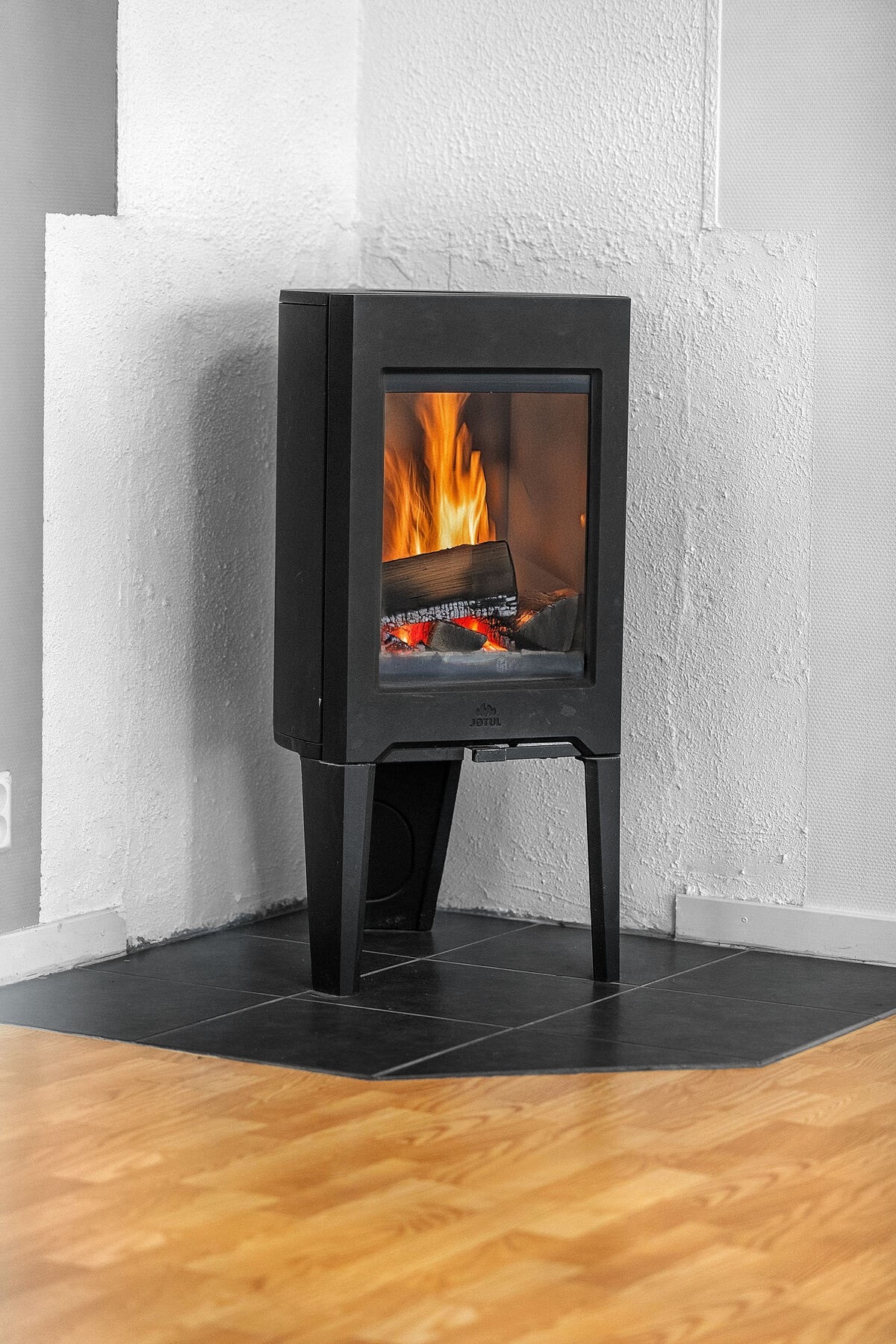 Vedpeis Galleribilde