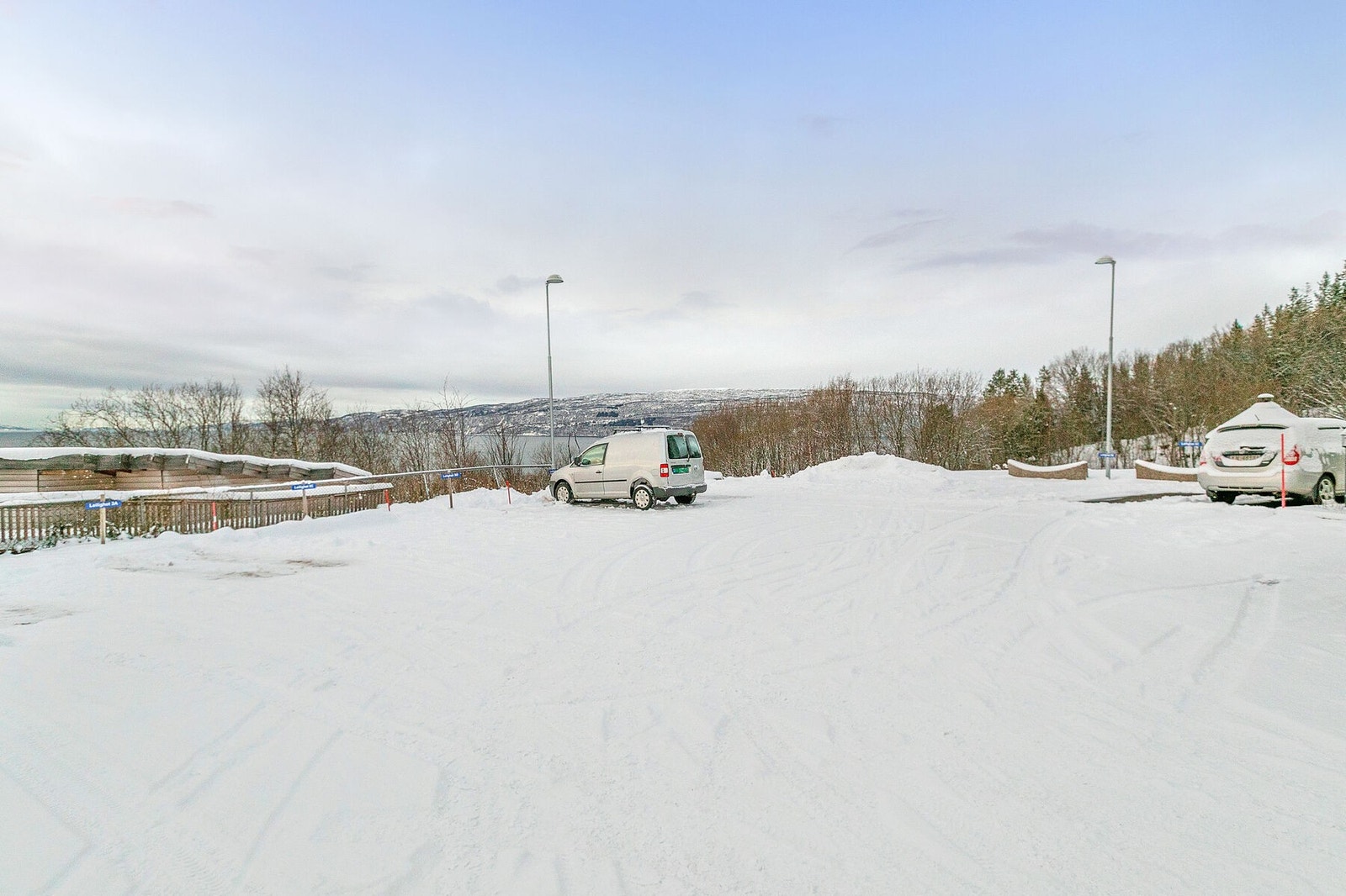 Biloppstillingsplasser. Tildeles av borettslaget Galleribilde