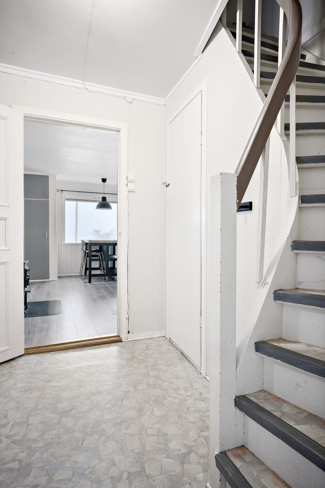 12549947_10-328-17_photo_print.jpg Galleribilde