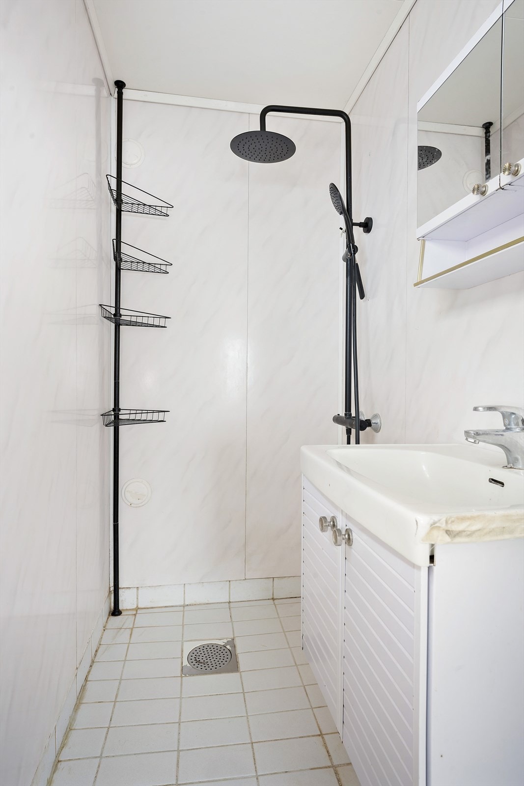 12549947_20-328-17_photo_print.jpg Galleribilde