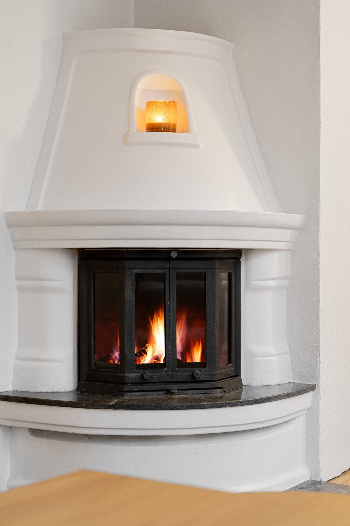 Feiing av skorstein er utført oktober 2025 i A oppgangen av Brann- og redningsetaten. Dette vil også gjøres i B, men er ikke avklart noe dato pt. Galleribilde