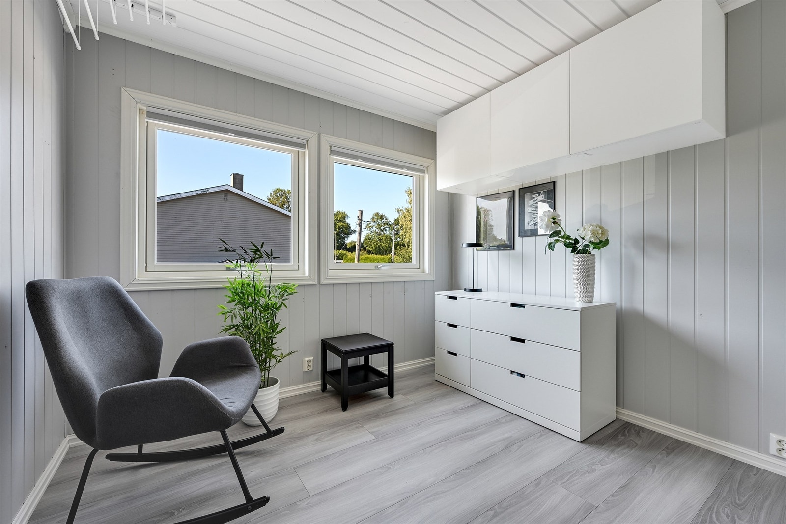 Tv-stue/kontor/loftsstue Galleribilde