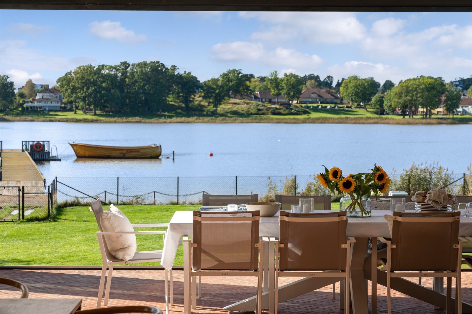 Fantastisk utsikt - første rekke mot sjøen Galleribilde