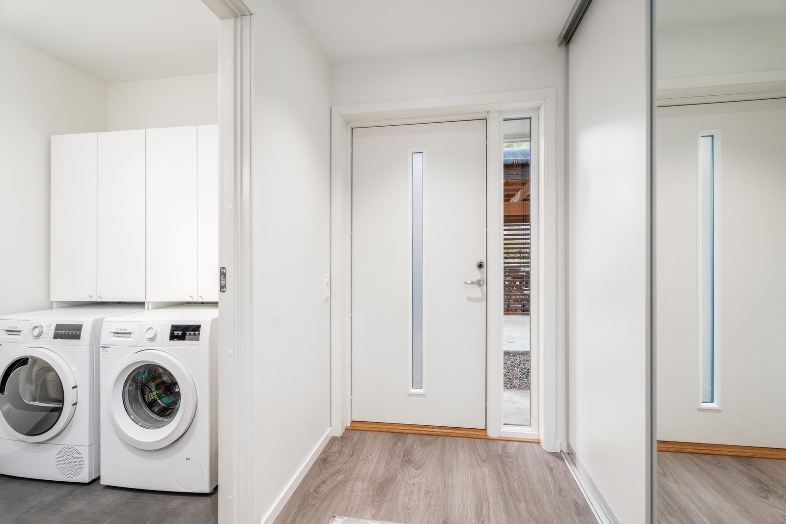 I hovedplanet finner du også boligens egne vaskerom. Galleribilde