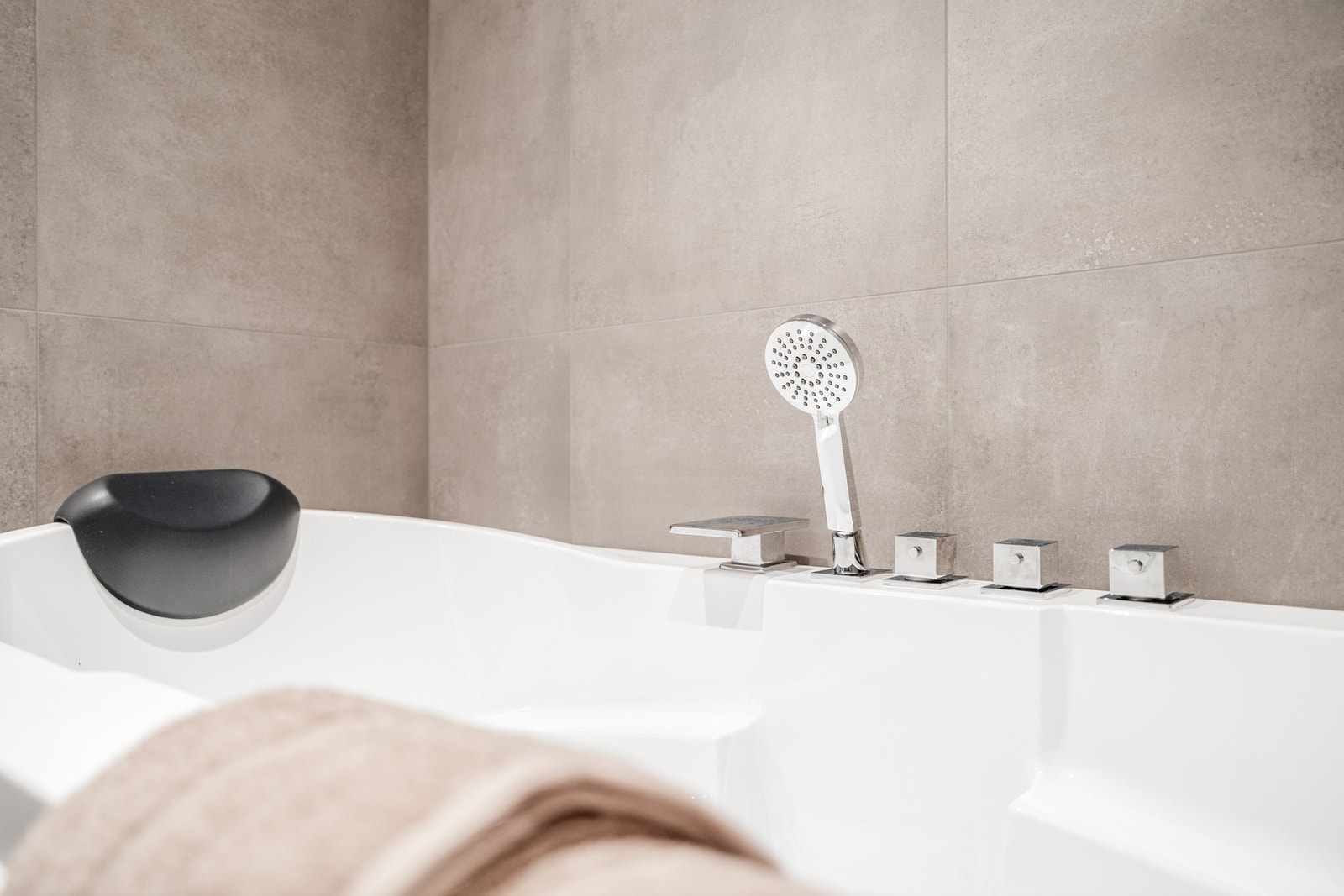 Badekar på bad 2 synes både store og små er toppers! Galleribilde