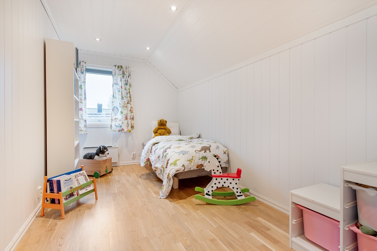 Soverom som passer fint til den minste i familien Galleribilde