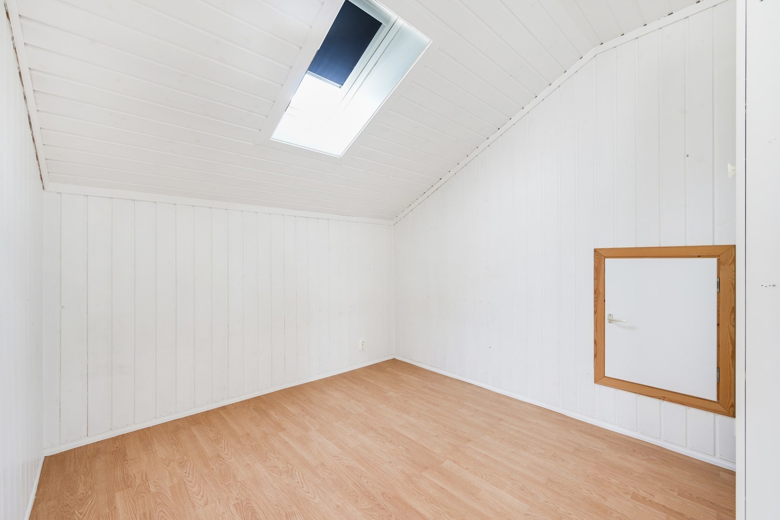 2. etg. i sidebygningen (ikke godkjent for varig opphold) Galleribilde