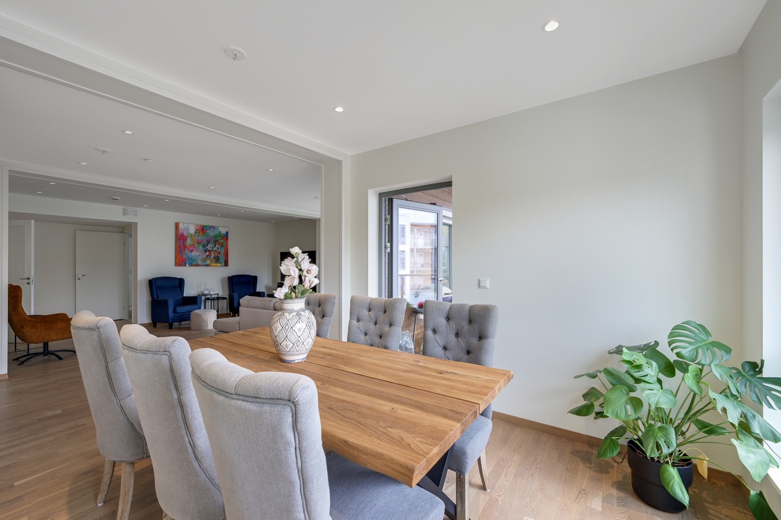 God plass til et fint spisebord Galleribilde