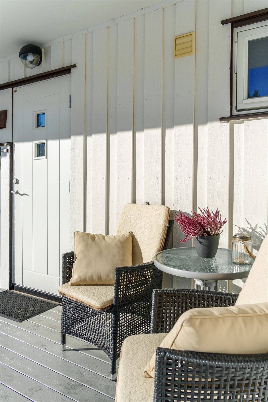 Herlige uteområder i soner hvor solen kan nytes. Galleribilde