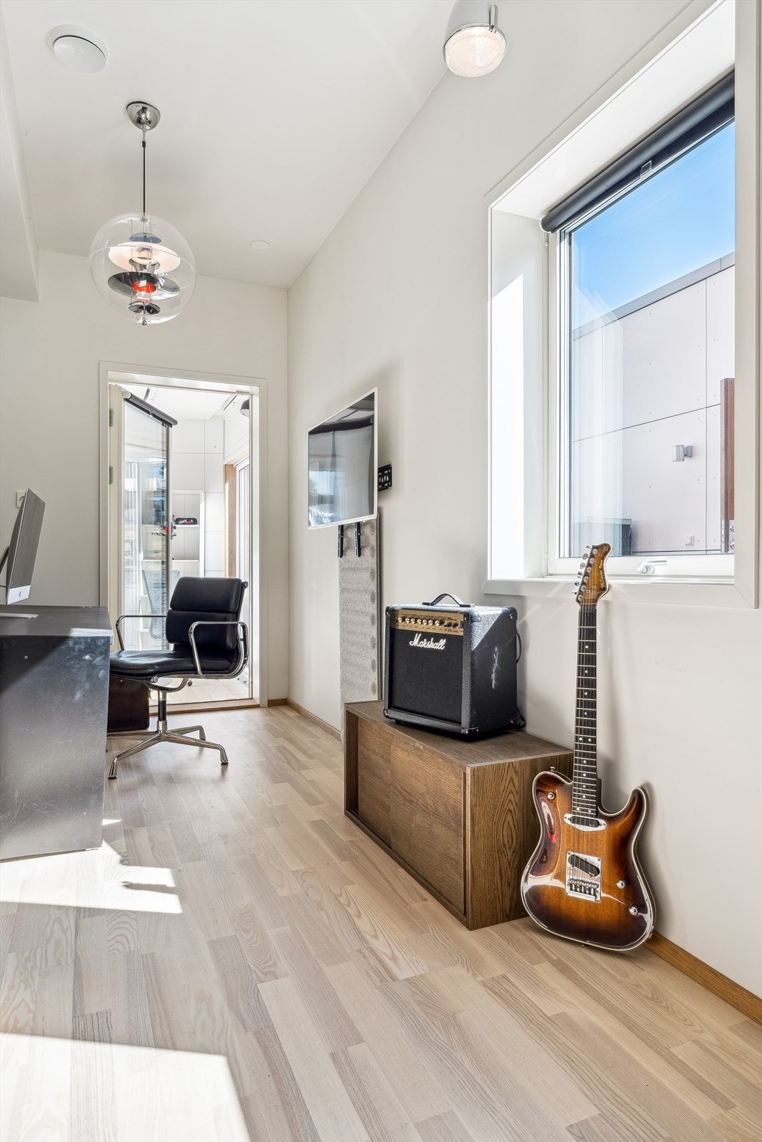 Soverom 3 med adkomst til bod. Galleribilde