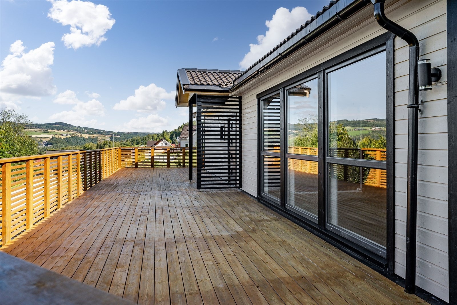 Stor terrasse Galleribilde