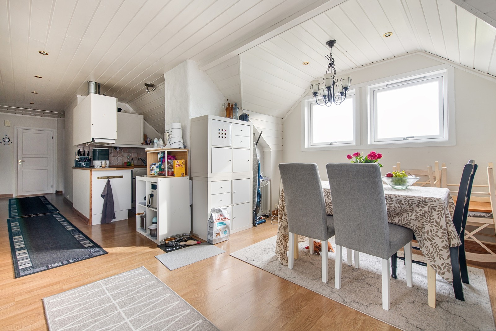 Stue/ spisestue Galleribilde