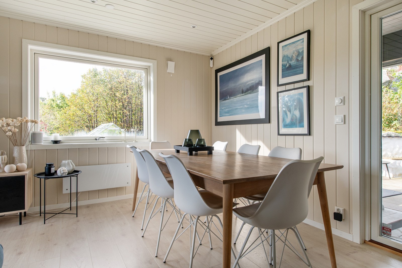 Med utgang til terrasse Galleribilde