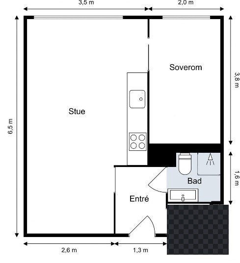 Plantegning, badet er litt større en vist på plantegning, og går i flukt med entre. Galleribilde