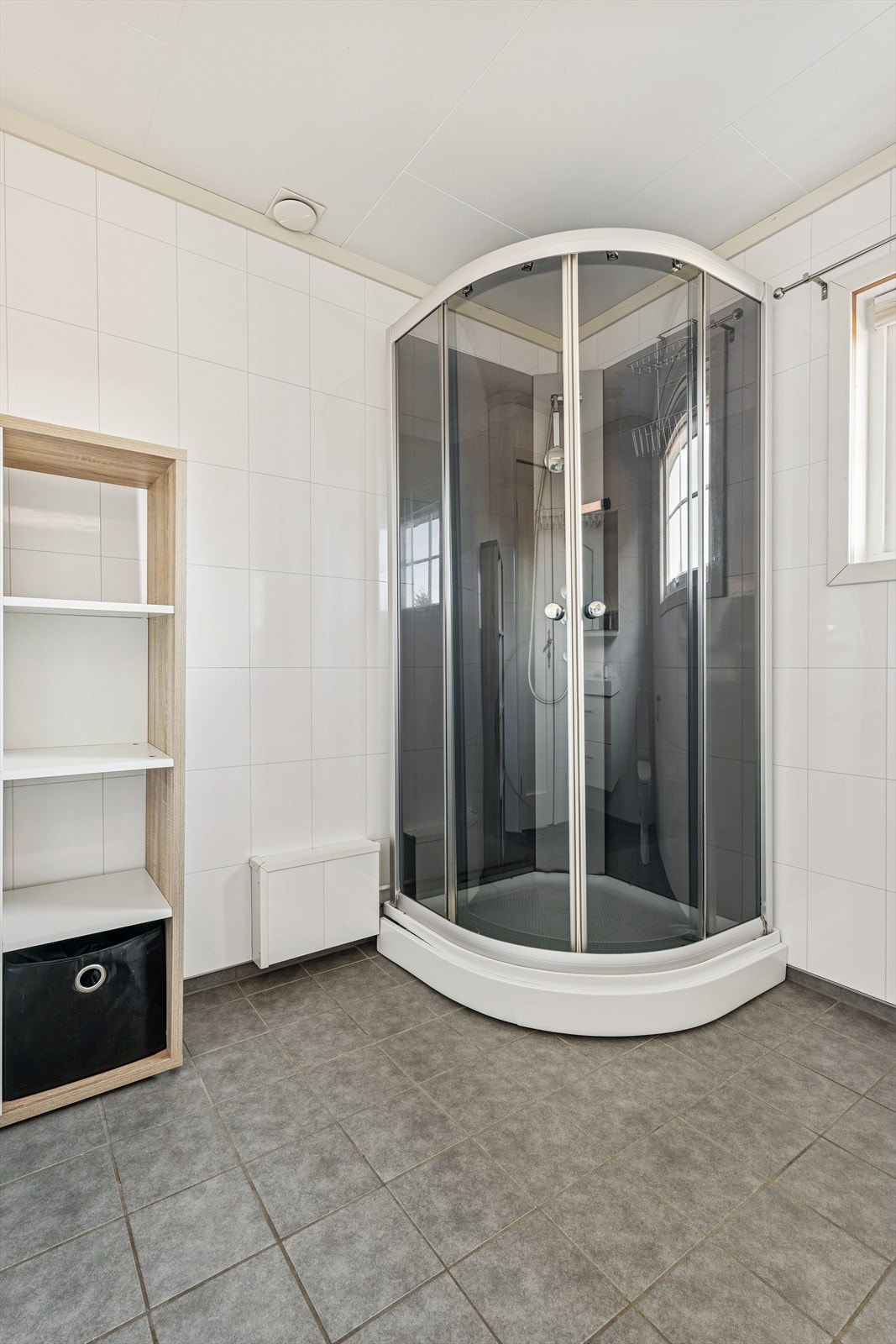 Baderom 1. etasje. Galleribilde