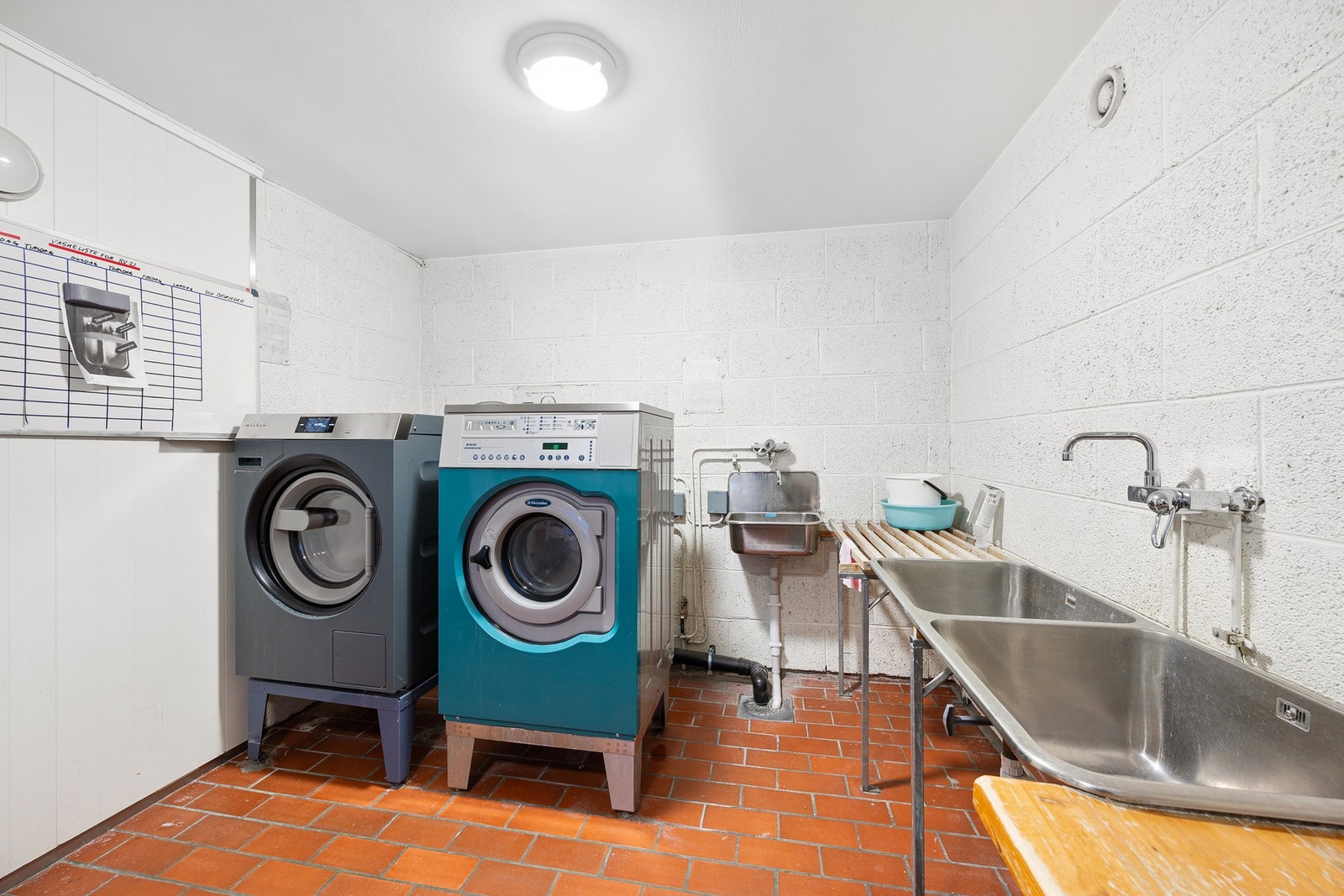 Felles vaskeri som beboerne i borettslaget kan benytte seg av. Galleribilde