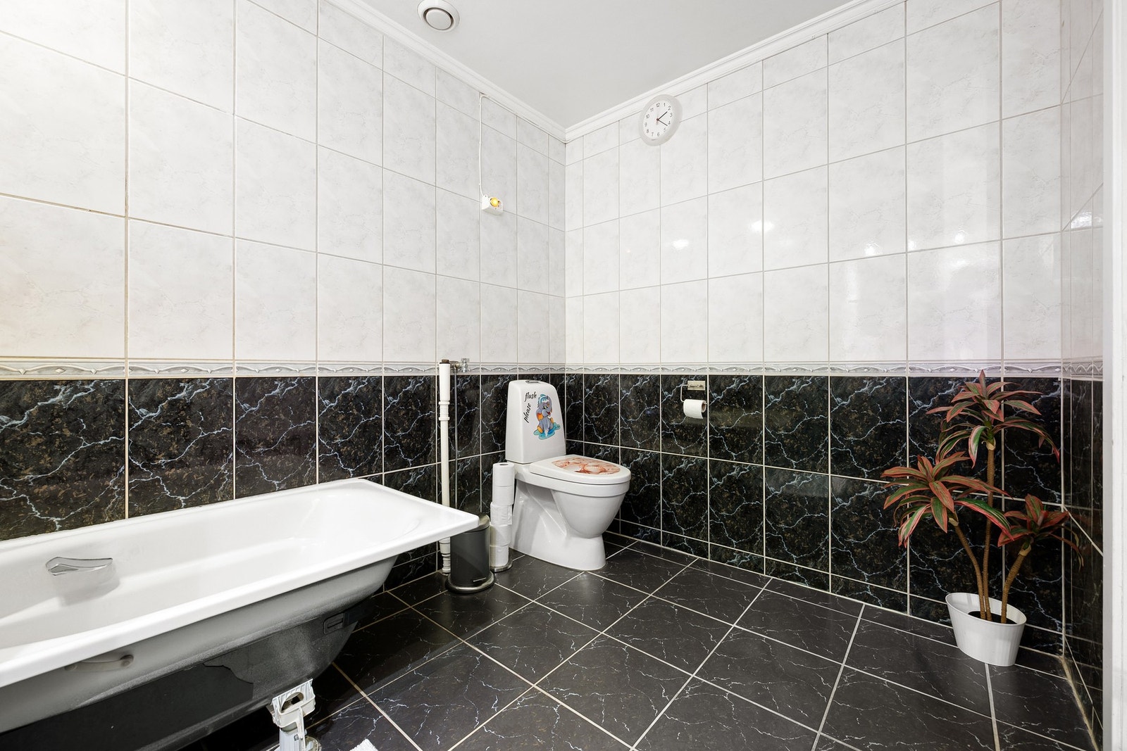 Bad på 6m² i boligens 1.etasje. Galleribilde