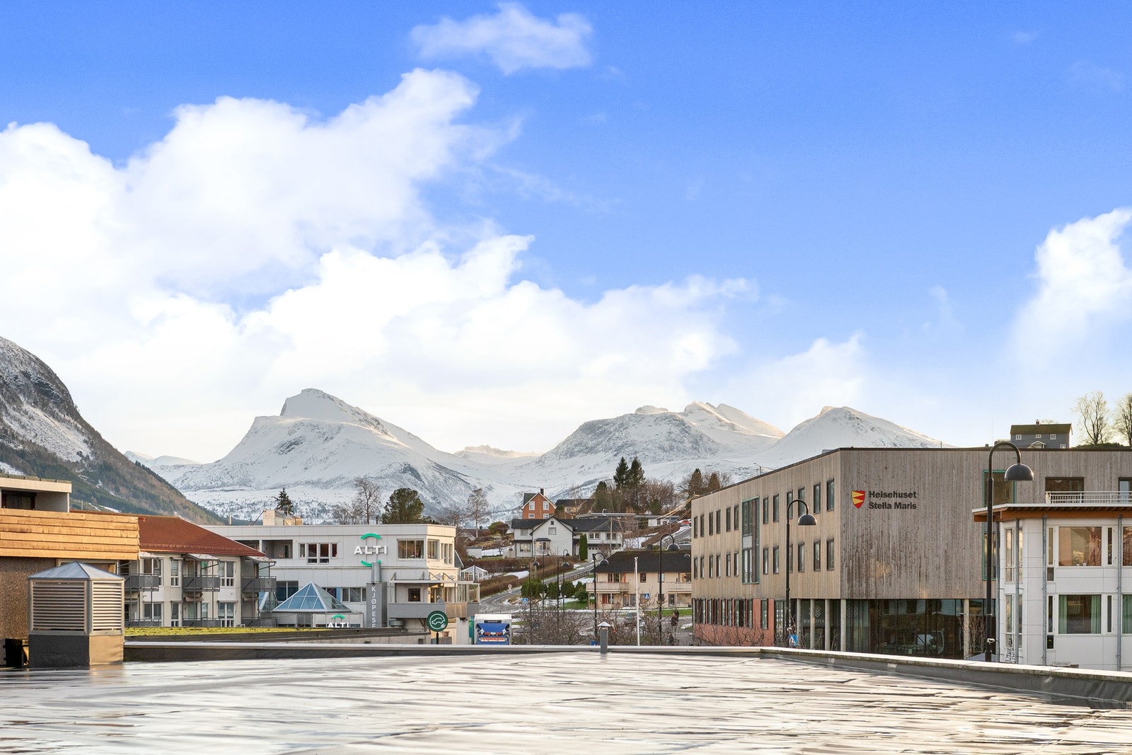 Utsikt mot sør Galleribilde