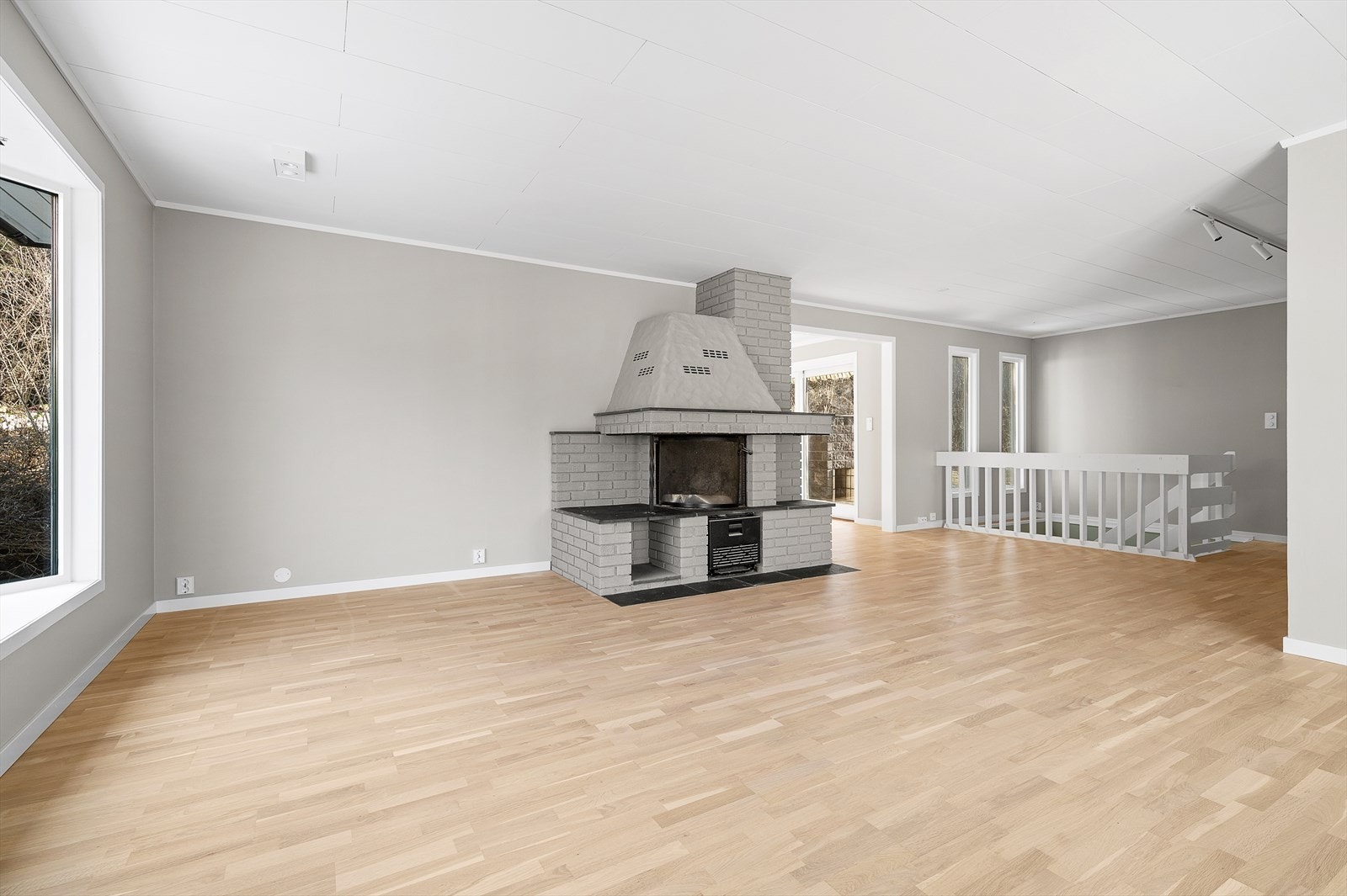 Boligen har to peiser, samt varmepumpe Galleribilde