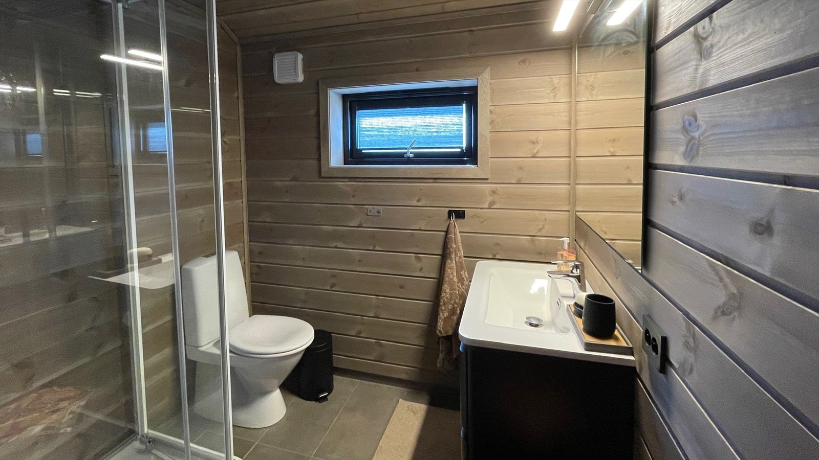 Bad i andre etasje Galleribilde