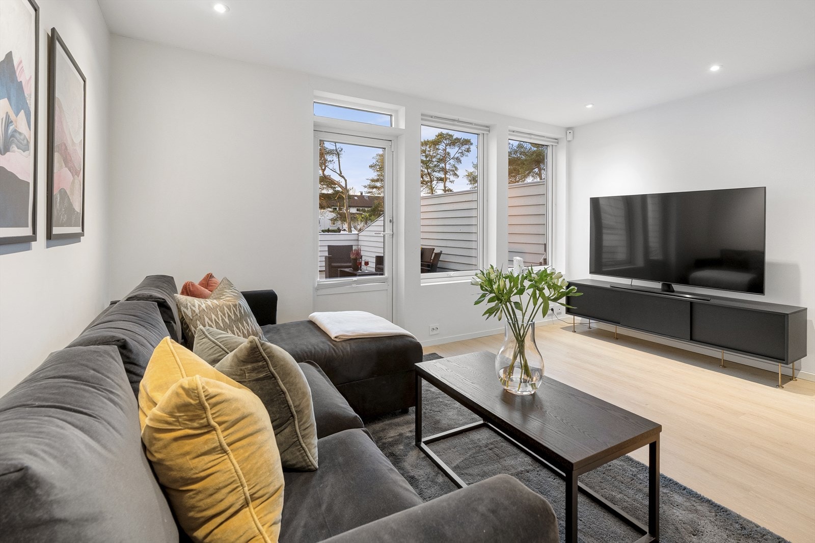 Utgang til terrasse Galleribilde