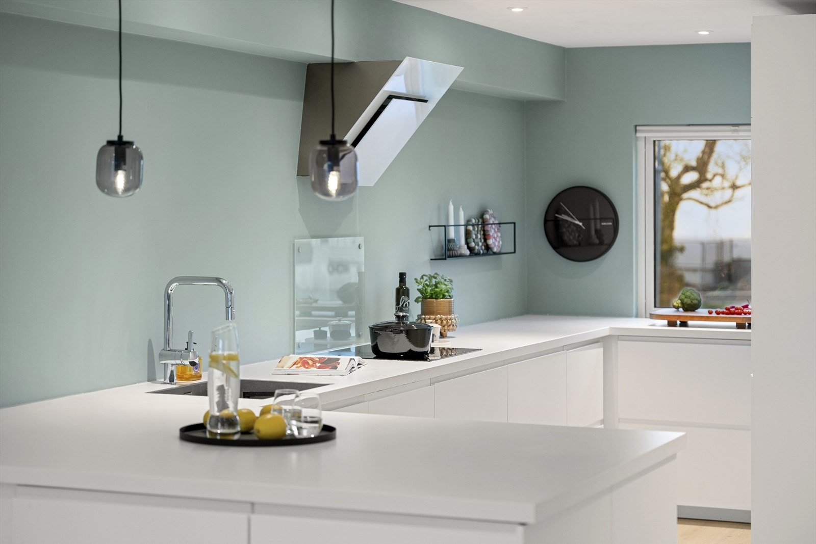 Moderne og tidløs kjøkkeninnredning Galleribilde