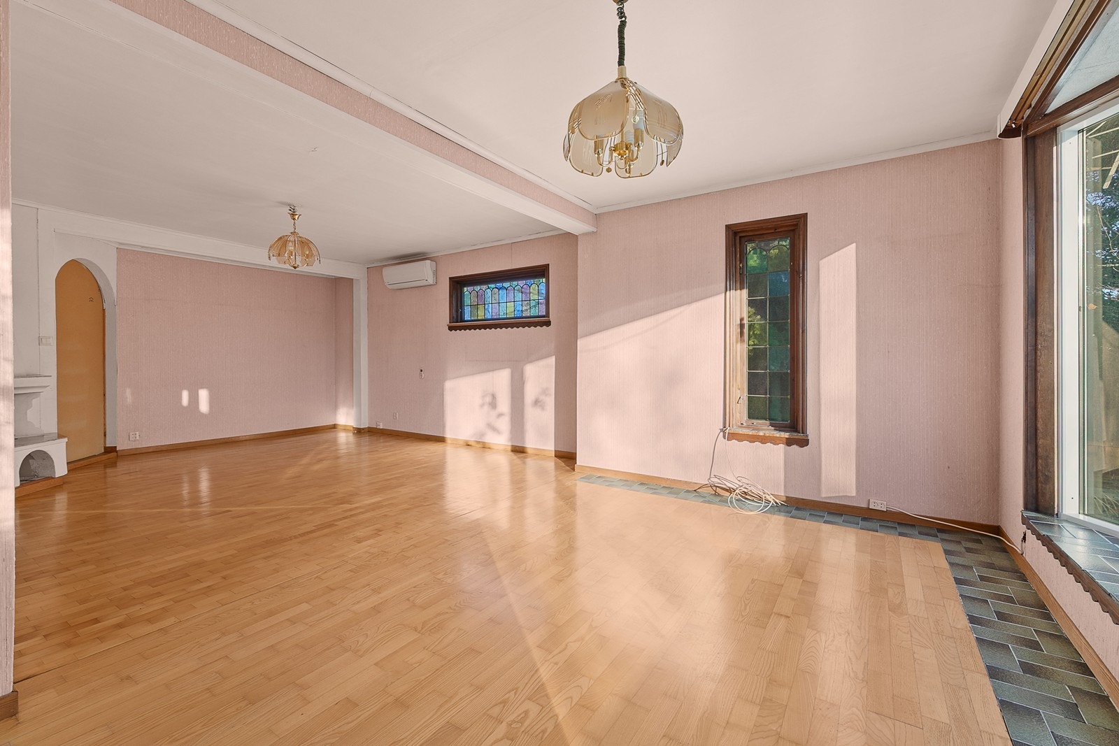 God plass til møblering i stuen Galleribilde